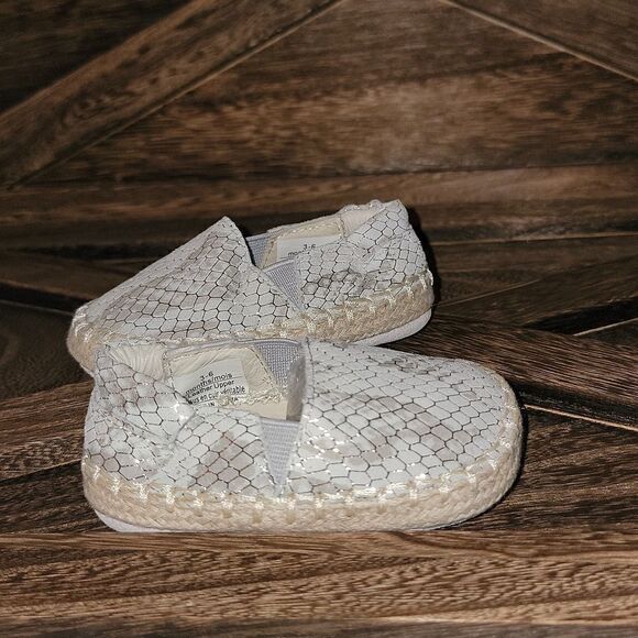Robeez First Kicks Ellie Espadrille Snake Shimmer Leather Crib Shoes 3-6 Months - Picture 4 of 10